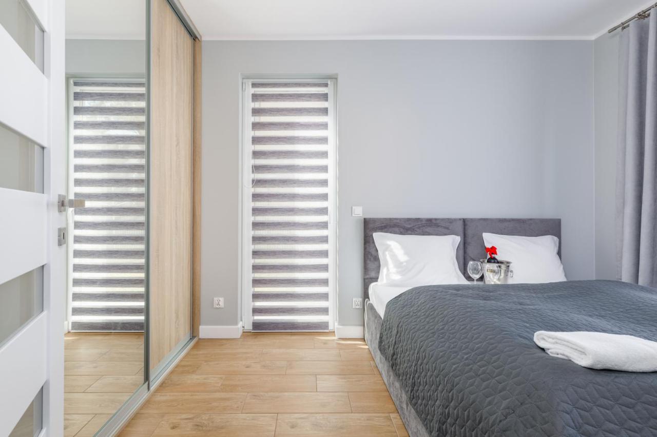Apartment With Parking 500 M From The Sea By Noclegi Renters مينزفوجة المظهر الخارجي الصورة